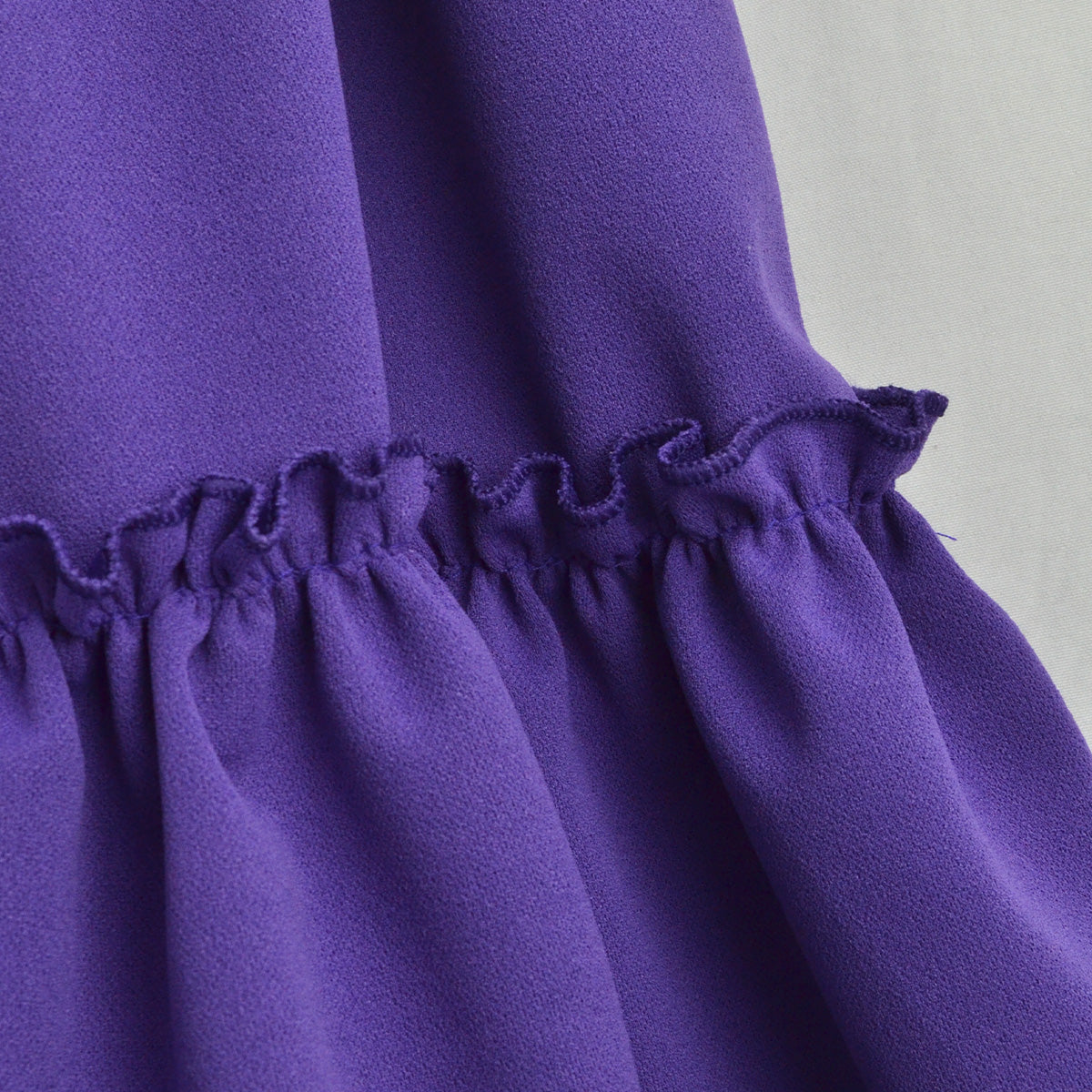 Vestido con olanes y moño en cintura | VENI0204 | tallas ch-m-gr-xg