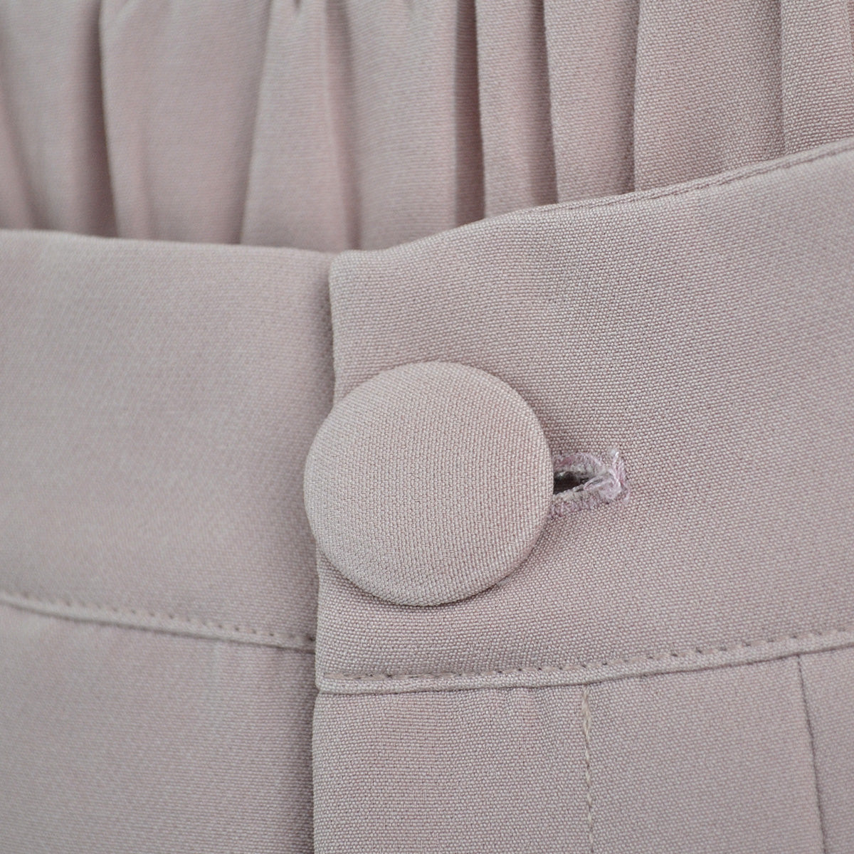 Pantalón con pinzas y botón forrado para Niña Flory PANI0009