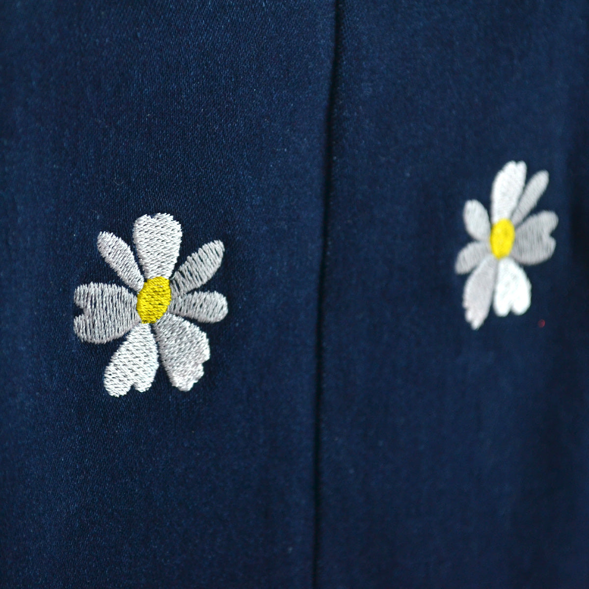 Jumper de mezclilla con bordado y blusa con moño niña bebé Flory JUBB0002