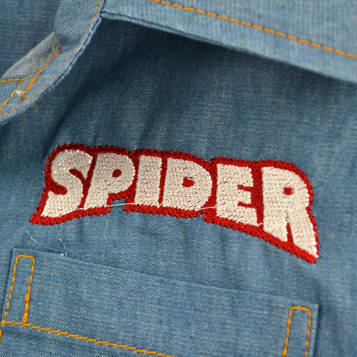 Conjunto de mezclilla con bordado de Súper Héroe Niño KIDUS CONN0006P04