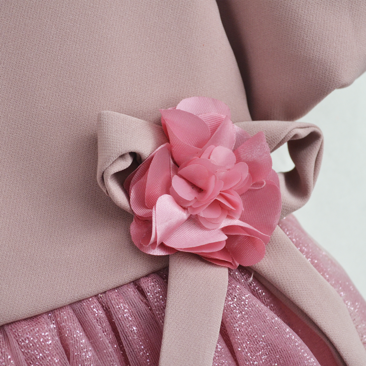 Vestido manga abullonada con flor de satín Flory niña bebé VEBB0119