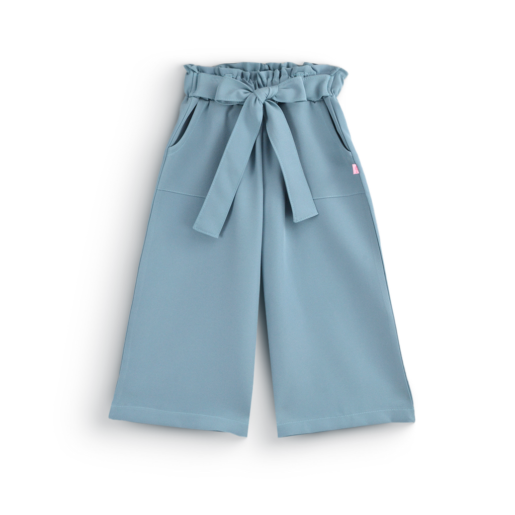 Conjunto con pantalón ancho con blusa blanca • tallas ch-m-gr-xg • BARBIE 5 • CONI0011