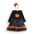 Vestido infantil negro de manga larga con estampado de calabaza y falda de tul con olán naranja, junto a una diadema con moño naranja.