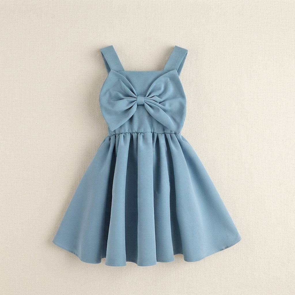 Vestido circular con moño • 4 a 11 años • Barbie 15