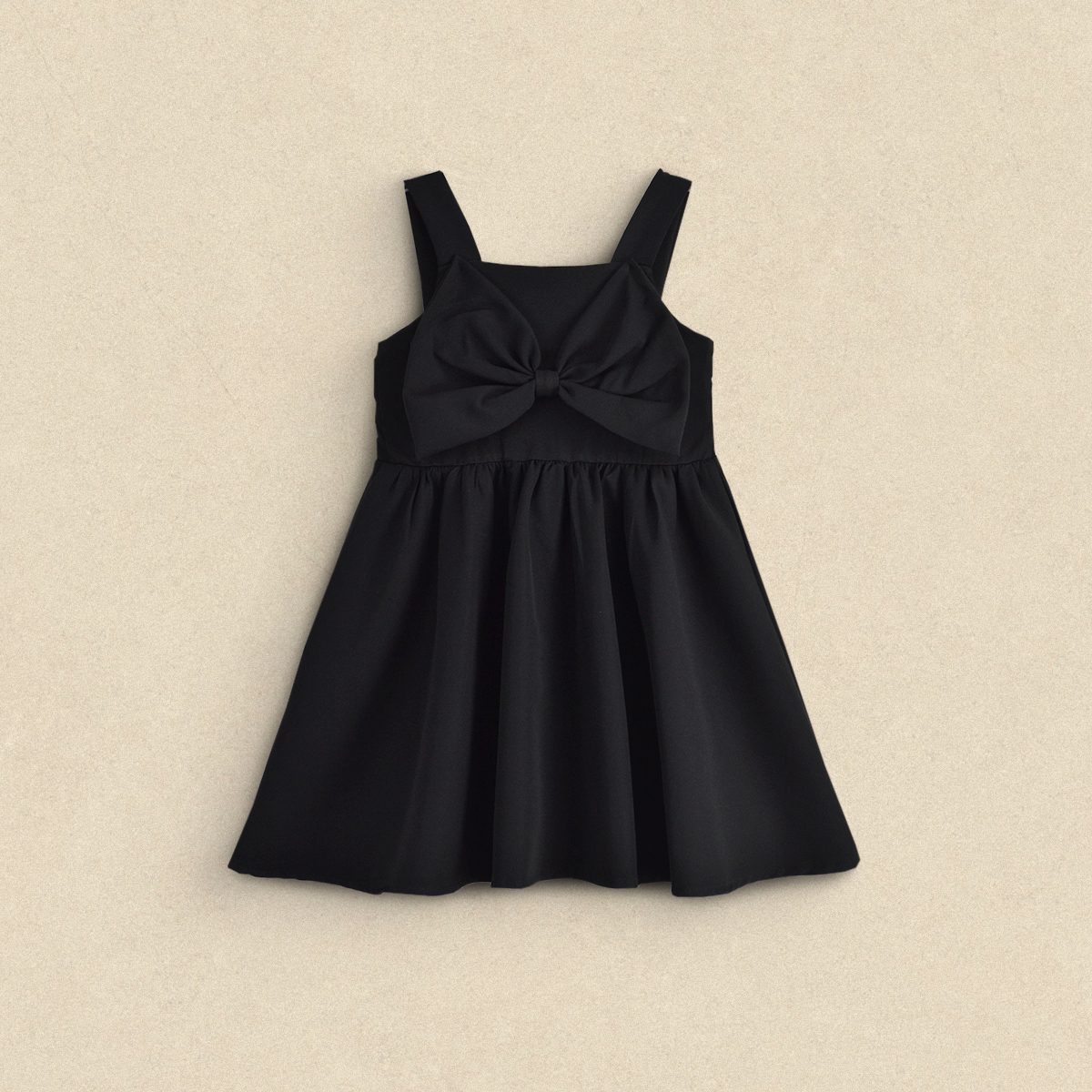 Vestido circular con moño • 4 a 11 años • Barbie 15