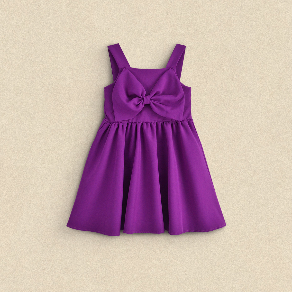 Vestido circular con moño • 4 a 11 años • Barbie 15