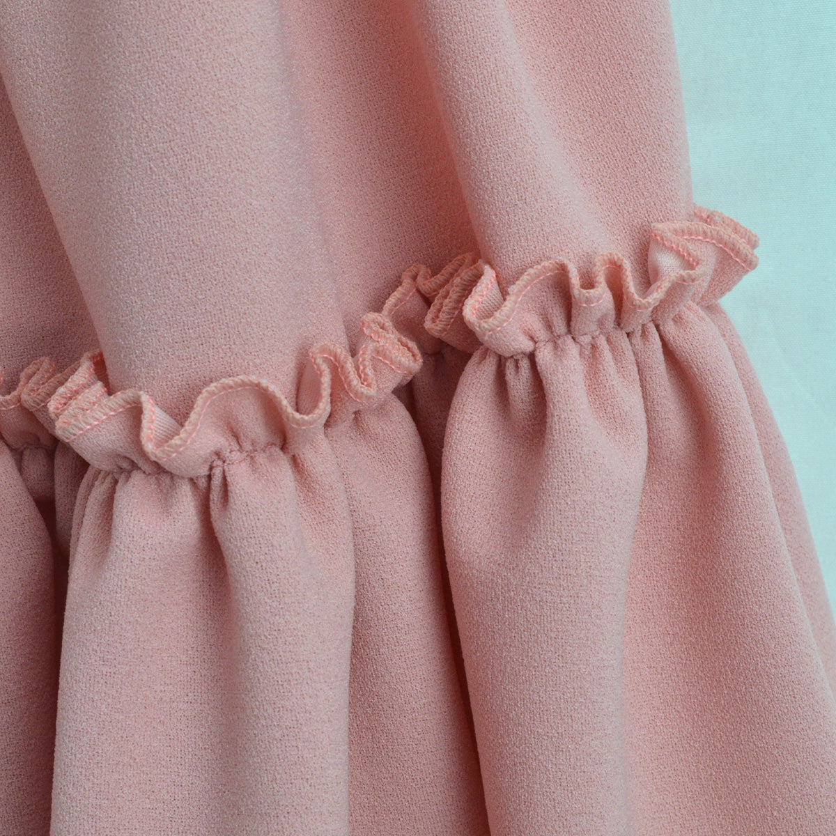 Vestido con olanes y moño en cintura | VENI0204 | tallas ch-m-gr-xg