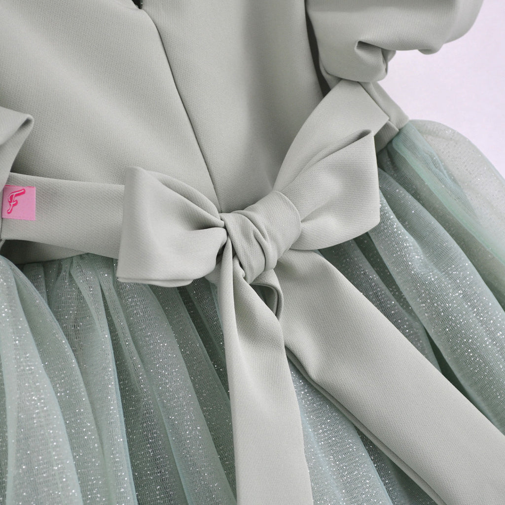 Vestido manga abullonada con flor de satín • 1 a 3 años • Barbie 9